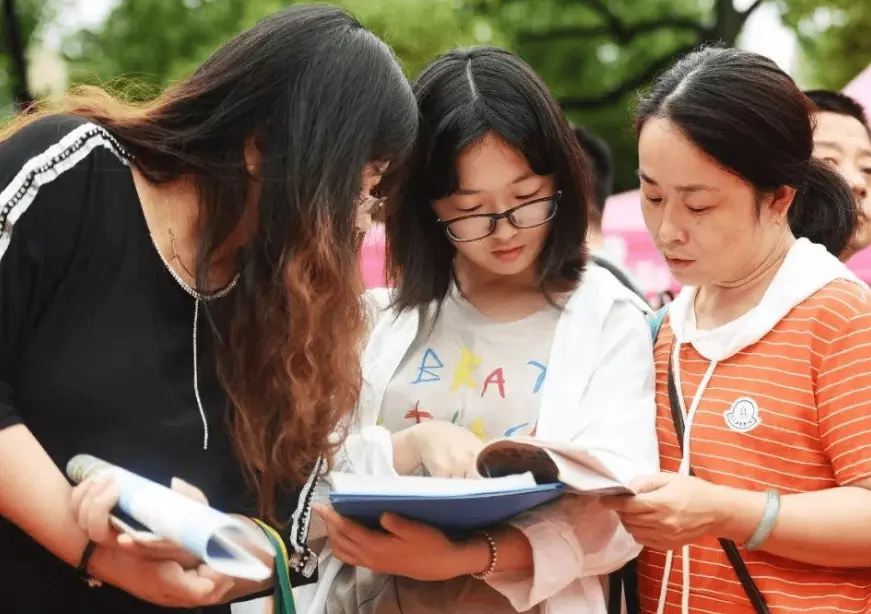 图片[4]-工作后我才知道，同是大专学历，“走单招”和“走高考”的差距！-知新网